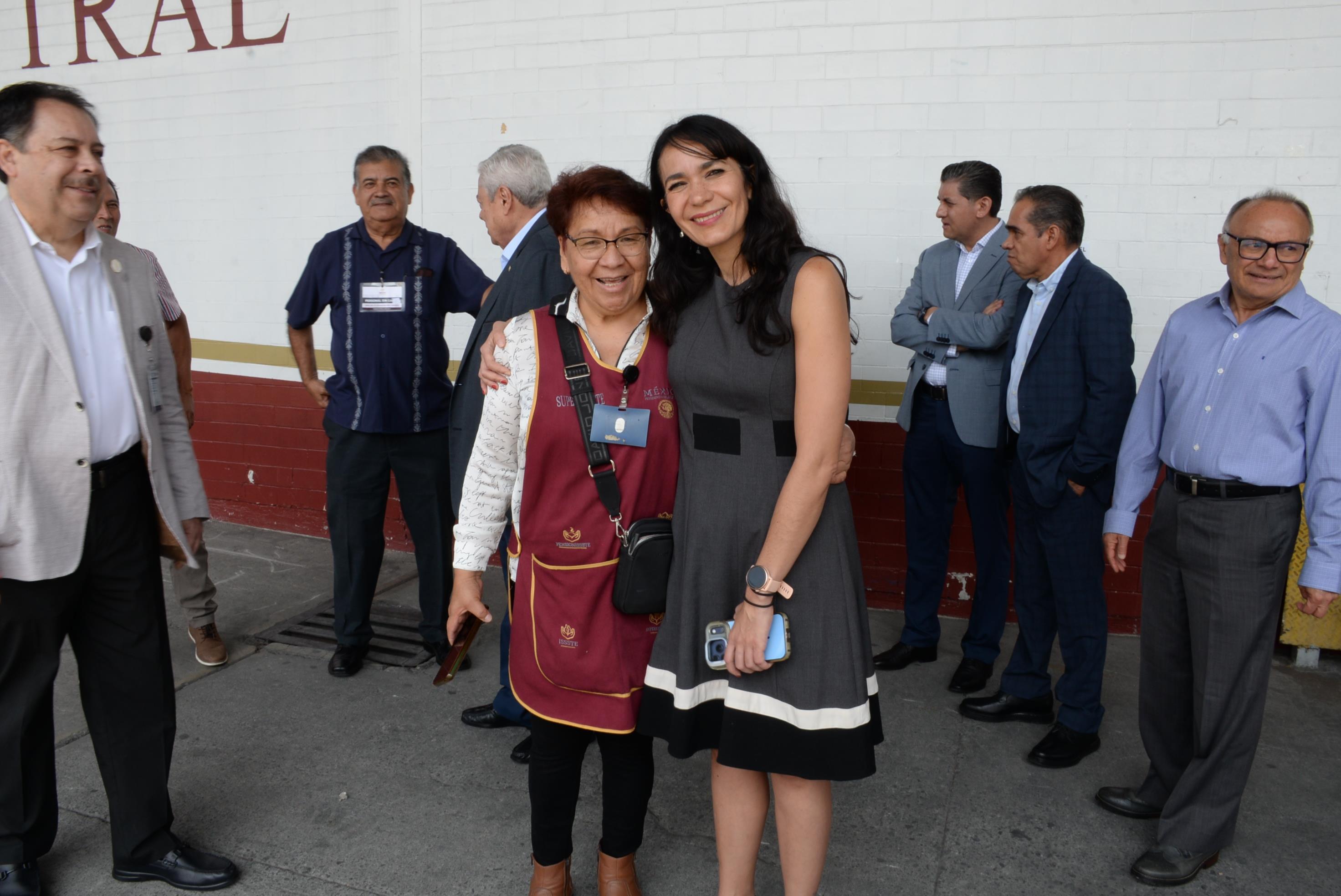Inauguración de la Nueva Unidad de superISSSTE, en los almacenes, San Fernando No. 547